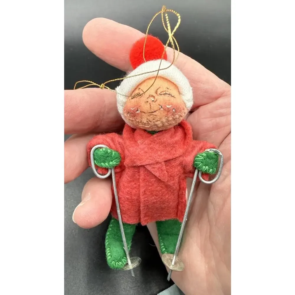 Vintage Annalee Mobilitee Dolls Skier Christmas Tree Ornament 1990 -Lo16